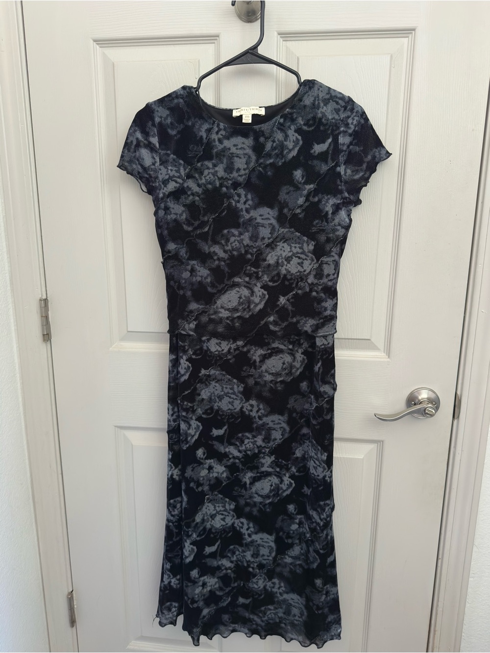 Women's Black & Gray Floral 2-piece set